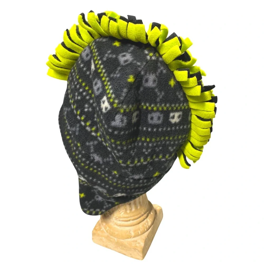 Kids 4-7 Years Fun Skull Pattern Fleece Trapper Gaming Hat with Mohawk‎ & Braid